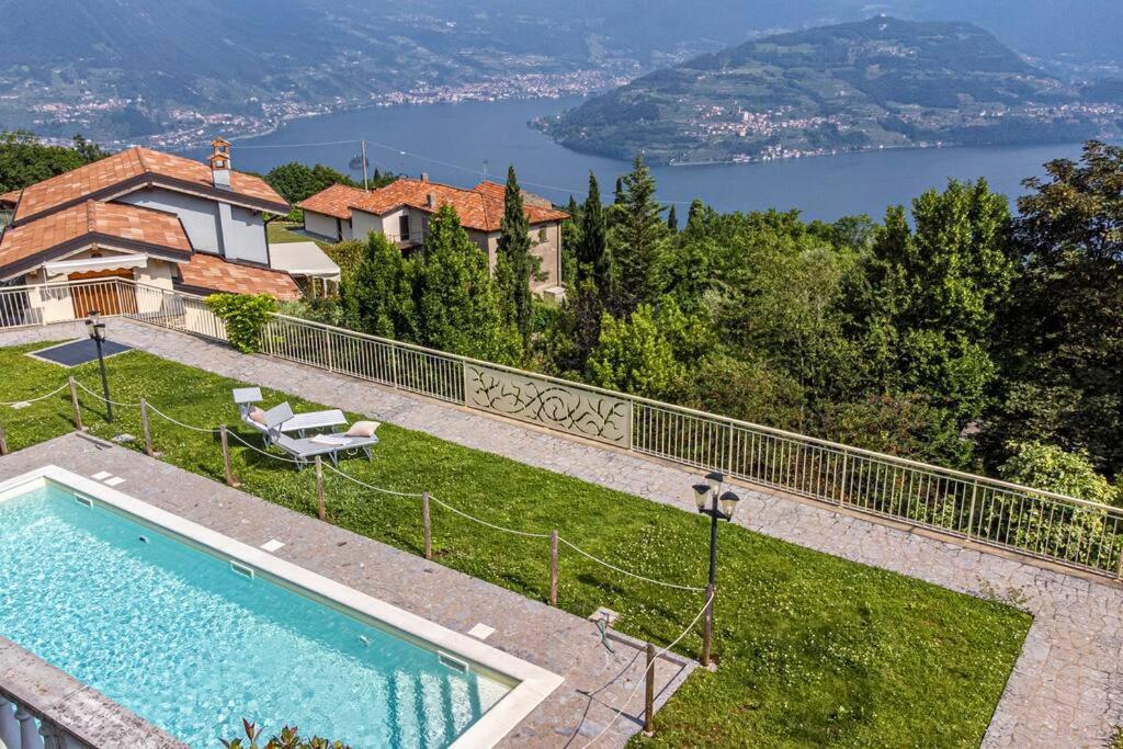 La Dolce Vita - Vista Lago E Piscina Parzanica エクステリア 写真